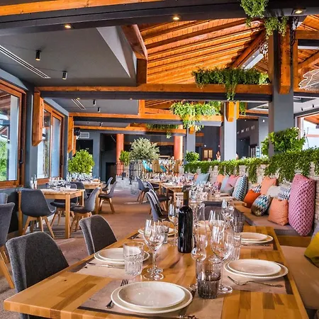 Hotel Wine & Chukara