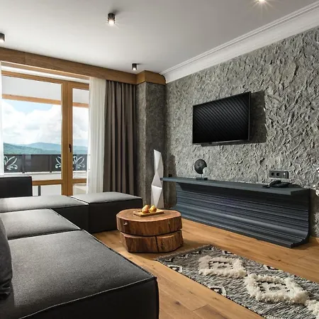 Wine & Chukara 特里亚夫纳