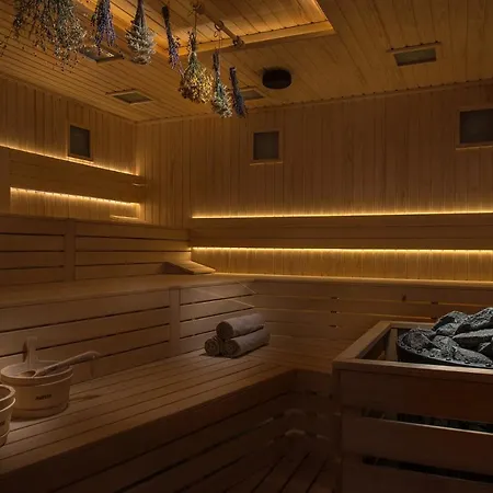 Wine & Chukara 酒店 4*