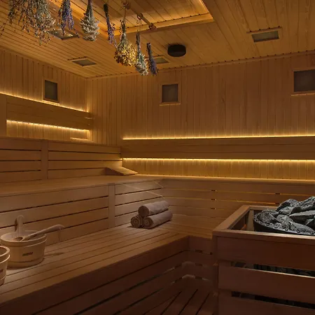 Wine & Chukara 4* 特里亚夫纳