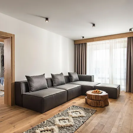 Hotel Wine & Chukara 4*