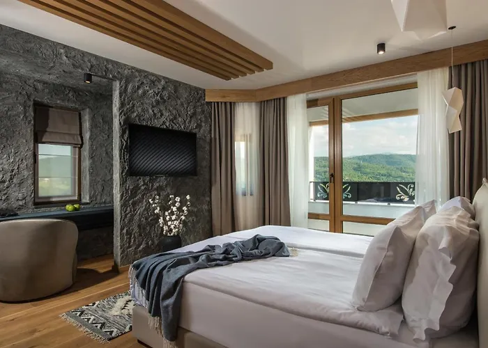 Wine & Chukara Otel Tryavna