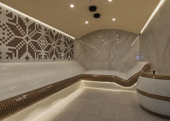 Wine & Chukara Otel Tryavna