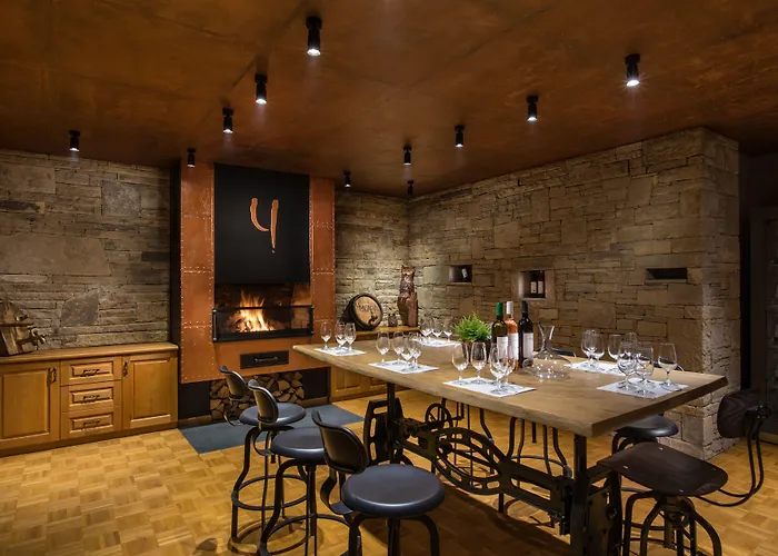 Wine & Chukara Otel 4*