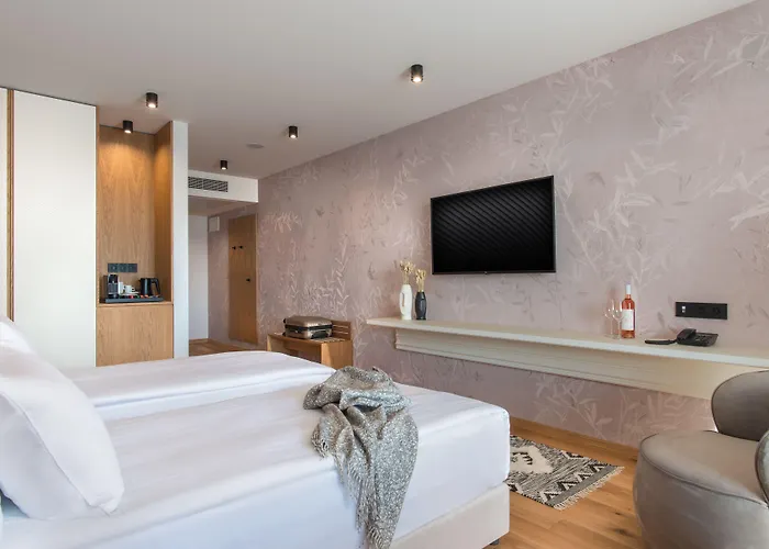 Wine & Chukara 4* Tryavna